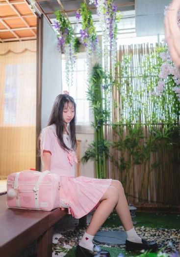 韩国新婚夫妻性生活_粤语中字在线观看