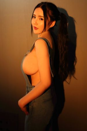 湿润的女人在线观看_蓝光高清免费观看