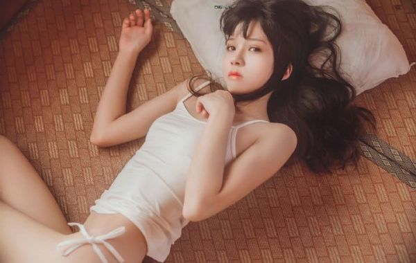 《诱人的护士》韩国_BD国语高清免费观看