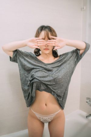 《裸》(纪录片)_BD在线播放观看