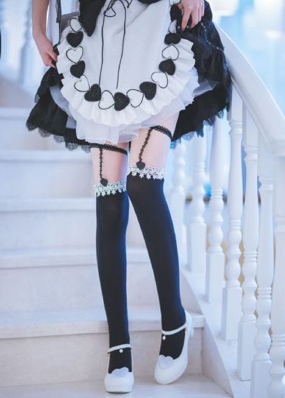 在厨房和女友闺蜜做_DVD高清在线