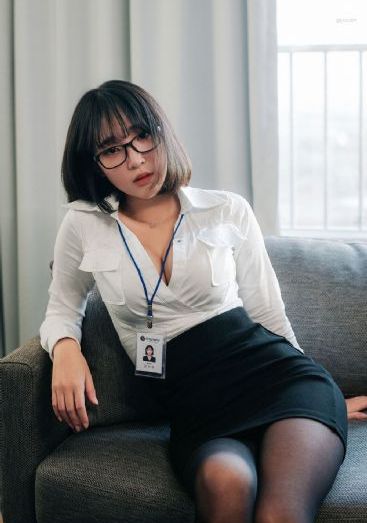 少妇愉情理伦片完整版电影_BD英语高清完整版