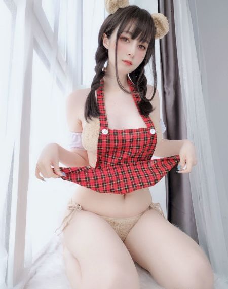 女大学生的沙龙室1_1080免费观看最新