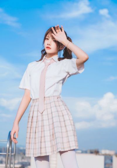 丰满在线观看_720手机在线看